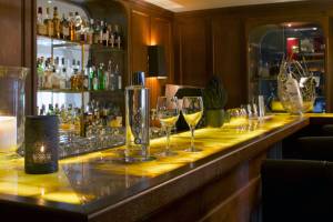 Bouteille d'eau filtrée en restaurant à Toronto